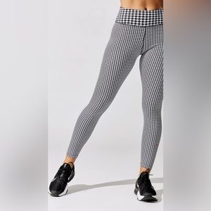 Nike One Dri-fit Icon Clash Mid-rise Gingham